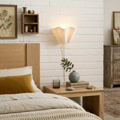 Charlotte Farmhouse Ivory Linen Scalloped Sconce