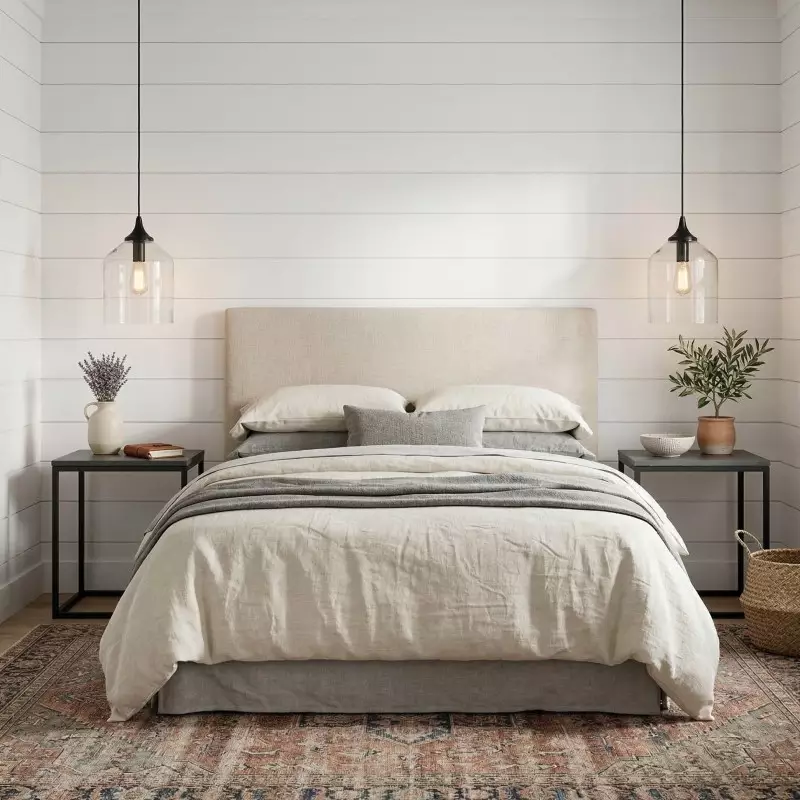 Declan Modern Bell Shaped Glass Pendant Light