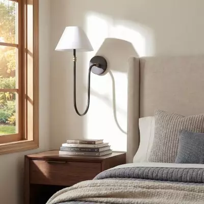 Wren Retro White Fabric Swan Neck Sconce