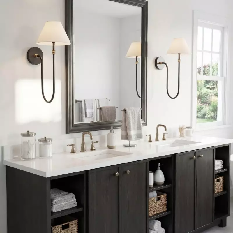 Wren Retro White Fabric Swan Neck Sconce