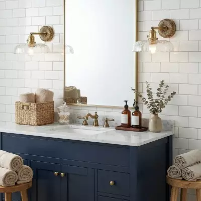 Dafne Vintage Brass Fluted Glass Wall Sconce