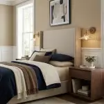 Dafne Vintage Brass Flower Glass Wall Sconce