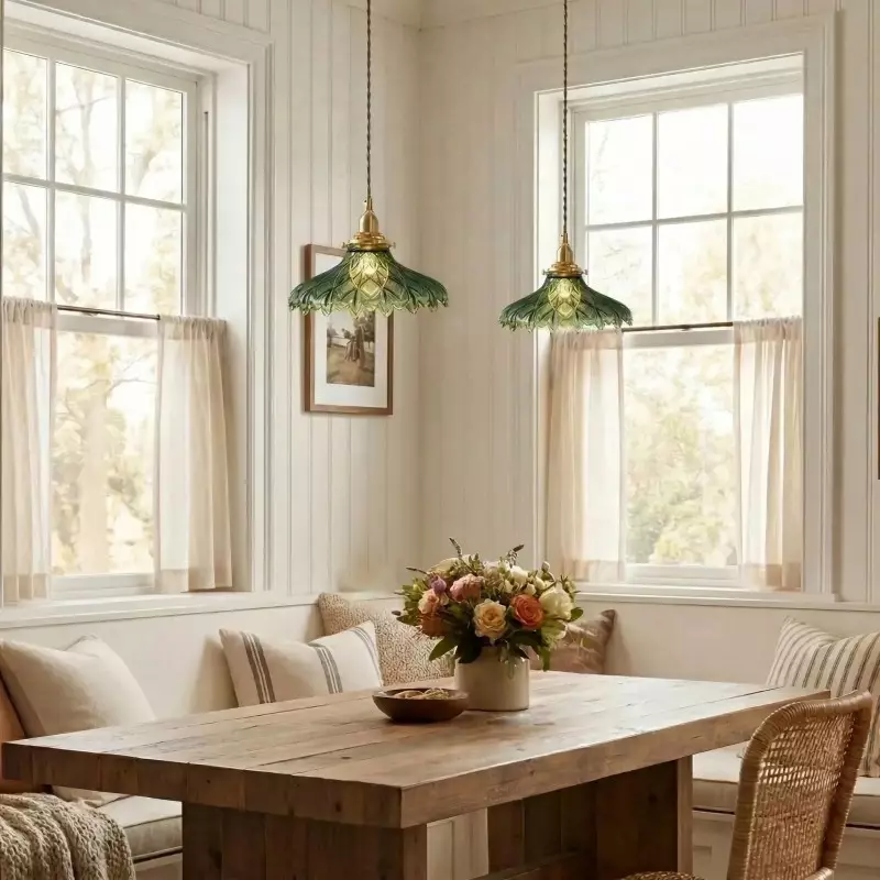 Gyran Retro Brass Lace Glass Pendant Light