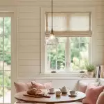 Hermin Antique Flower Ribbed Glass Pendant Light