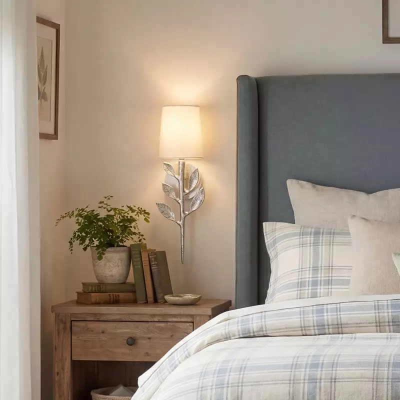 Hemma Retro Leaves And Branch Sconce