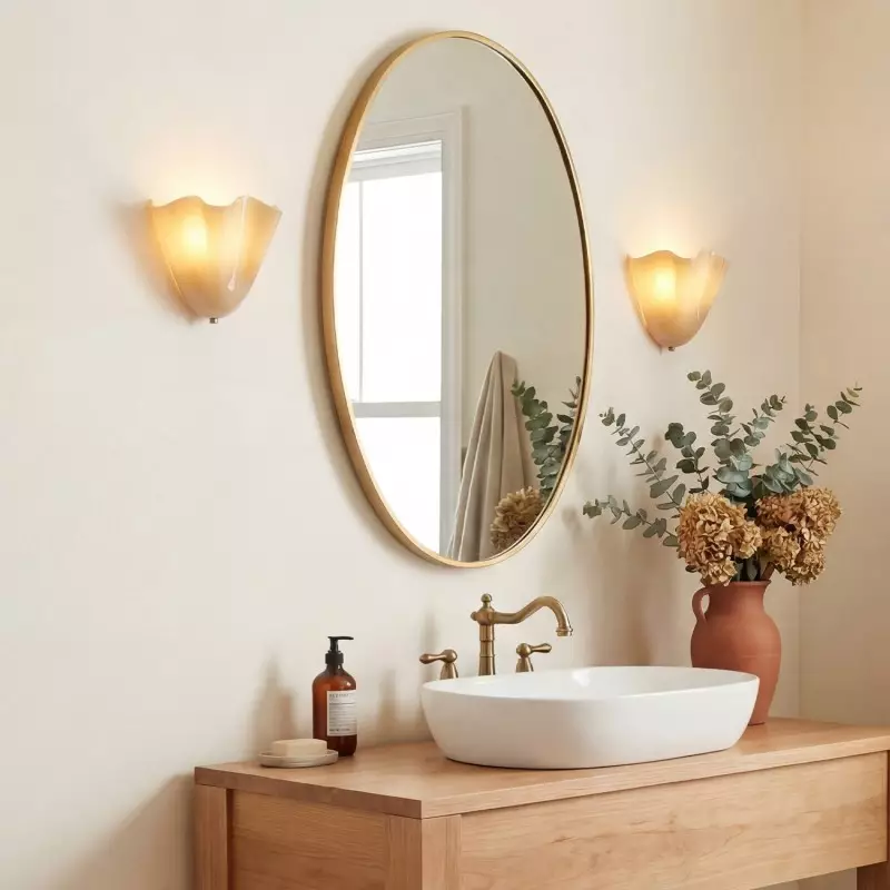 Kyrintha Mid-Century Modern Skirt Shell Glass Wall Sconce