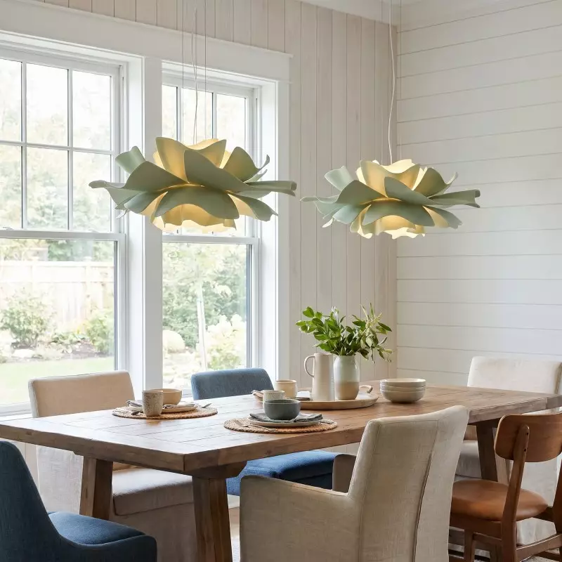 Lyronis White Flower Acrylic Pendant Light