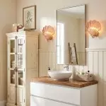 Neha Retro Shell-Shaped Glass Wall Light