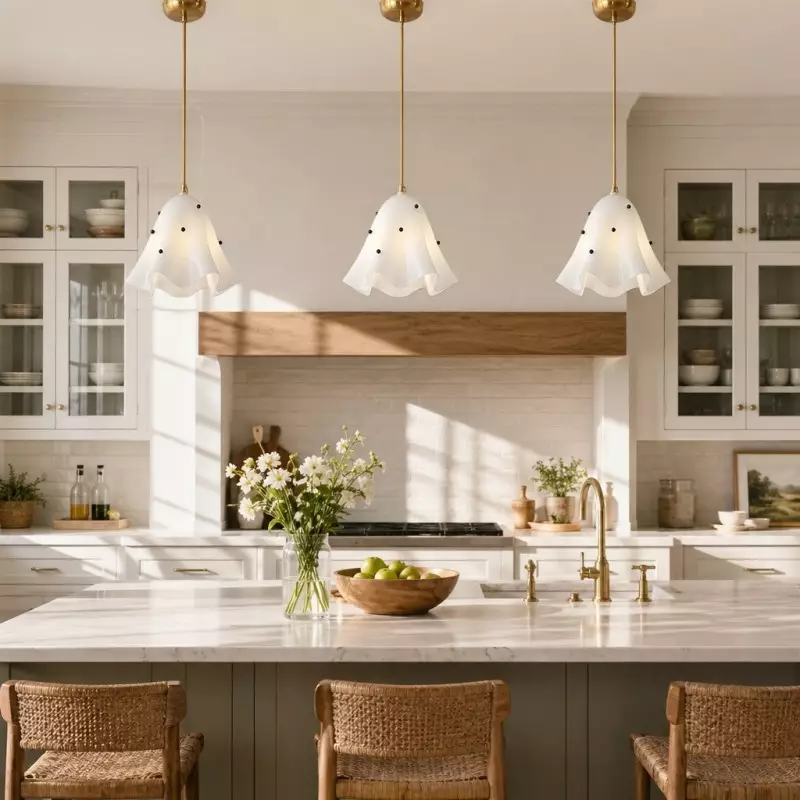 Hadrian Vintage Glass Flower Pendant