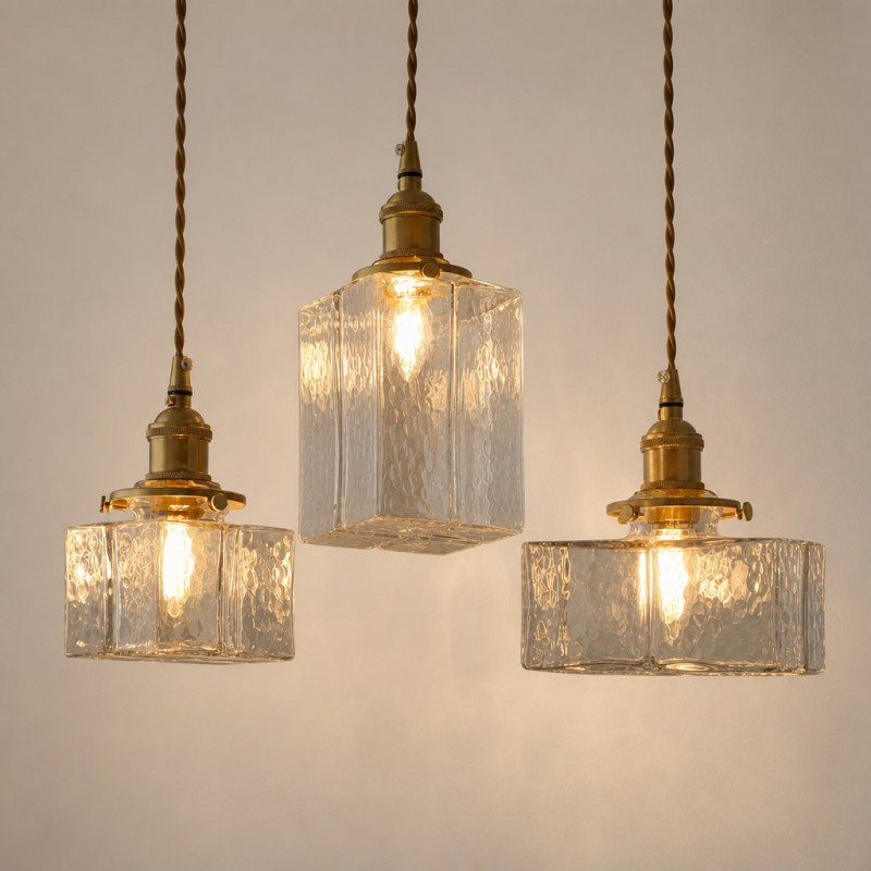 Faelthorin Farmhouse Brass Hammered Square Glass Pendant Lamp