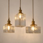 Faelthorin Farmhouse Brass Hammered Square Glass Pendant Lamp