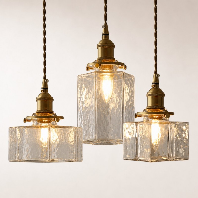 Faelthorin Farmhouse Brass Hammered Square Glass Pendant Lamp