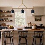 Drilon Elegant Brass Cylinder Shade 3-Light Chandelier
