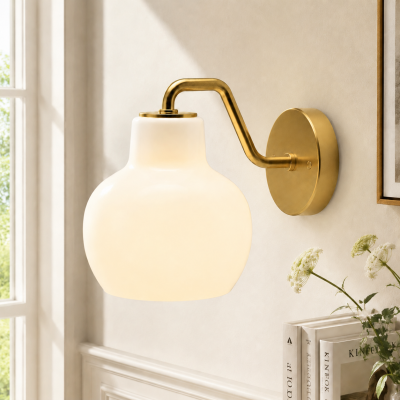 Aryahi Nordic Curved Brass Glass Wall Sconce