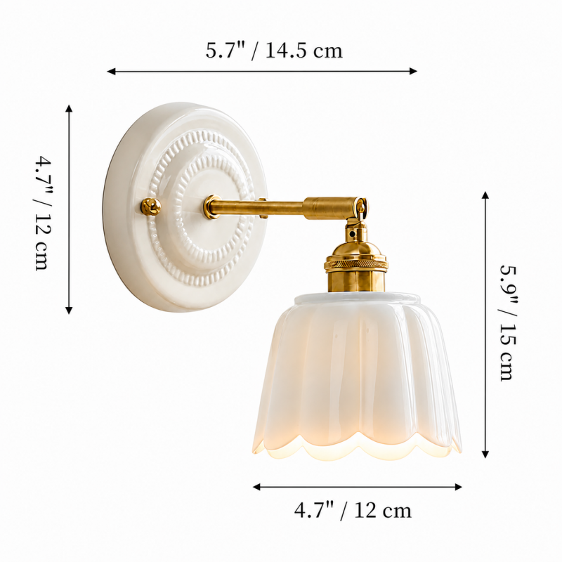 Lior Vintage Scalloped Ceramic Wall Sconce
