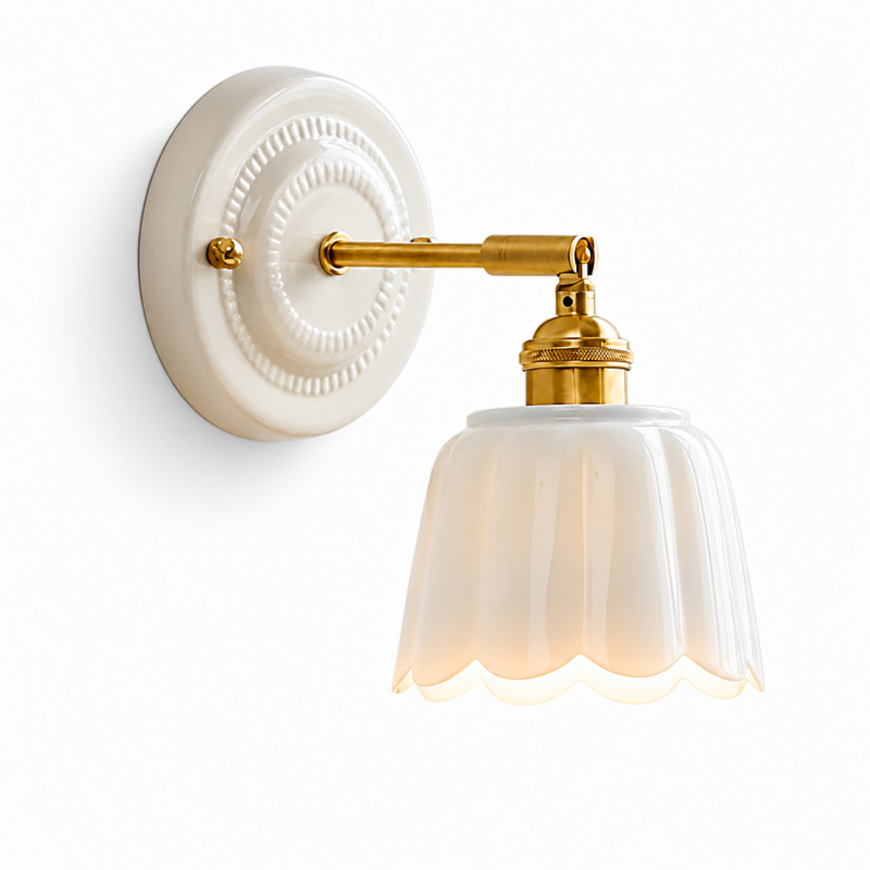 Lior Vintage Scalloped Ceramic Wall Sconce