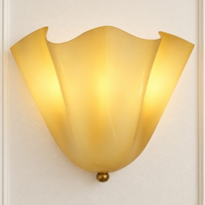 Kyrintha Mid-Century Skirt Shell Glass Fazzo Petalia Wall Sconce