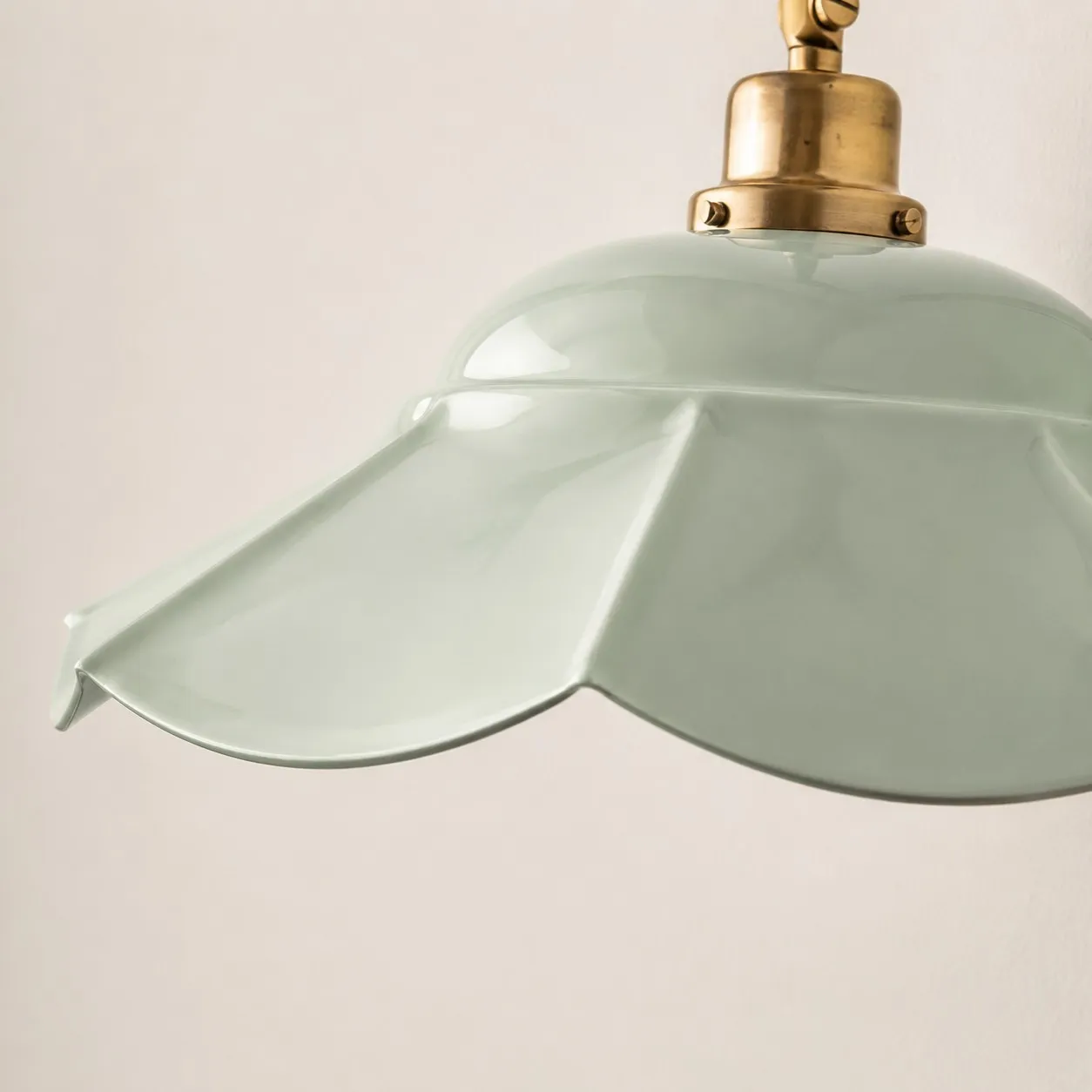 Enzo Elegant Vintage Bloom Metal Wall Sconce