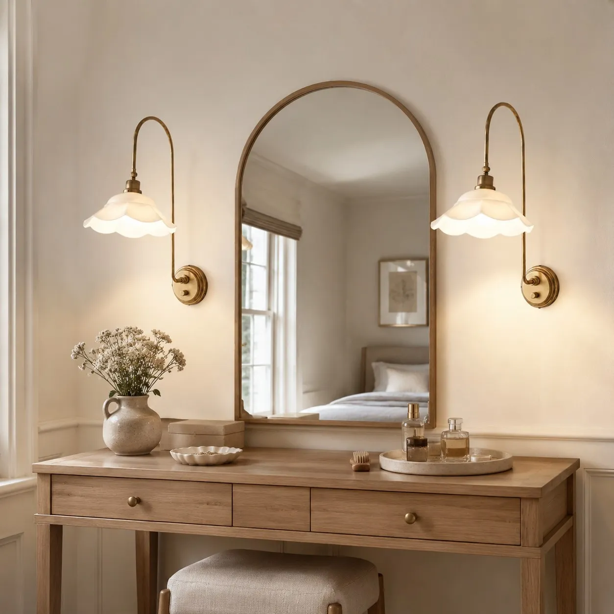 Enzo Elegant Vintage Bloom Metal Wall Sconce